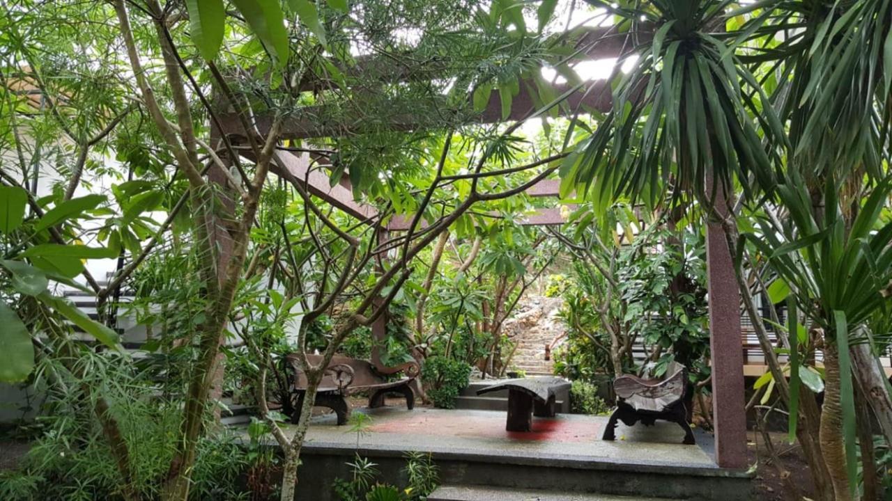 Exotic Komodo Hotel Labuan Bajo Exterior foto